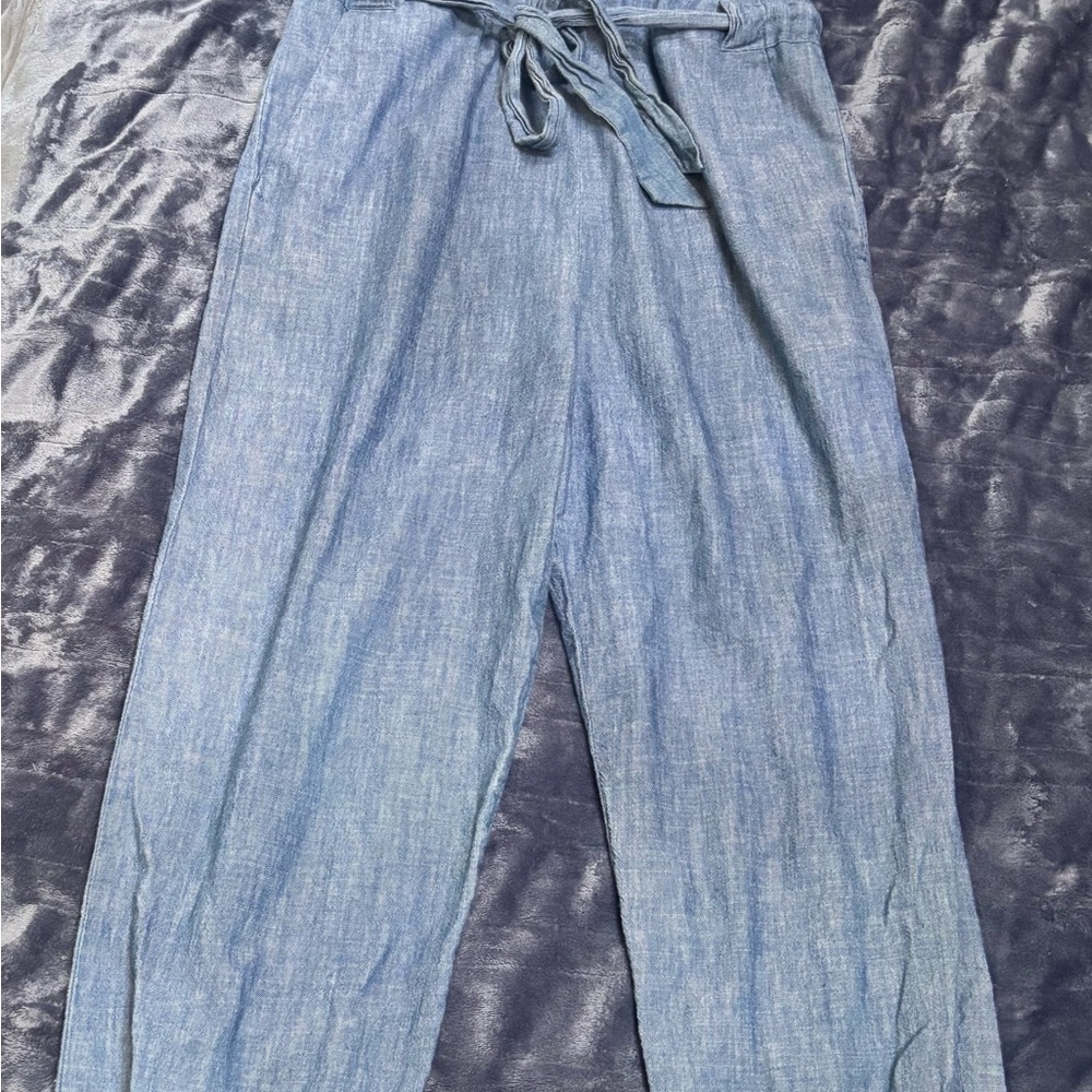 GAP Denim Sleeveless Tie-Waist Jumpsuit in Light Blue - Picture 4 of 5